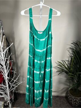 N170. J. Gee- Green Tie-Dye Maxi Dress